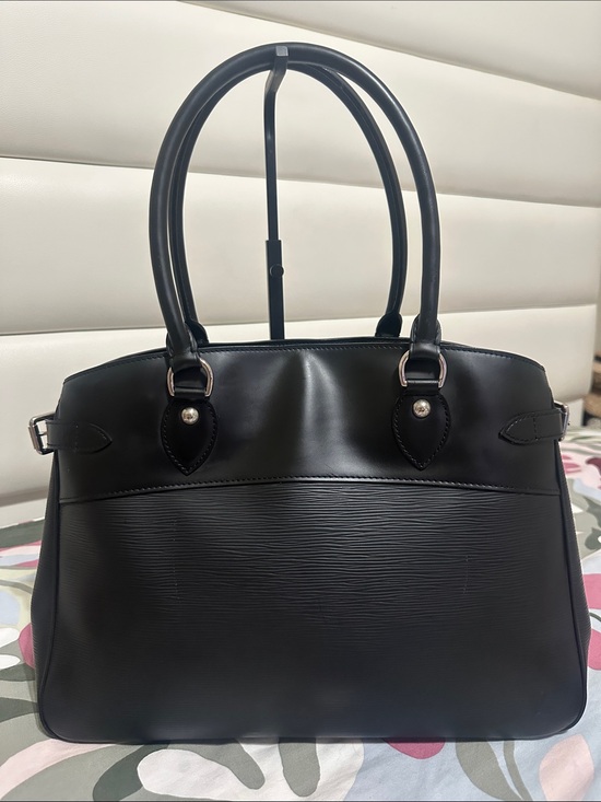 Louis Vuitton Handbags - Louis Vuitton Passy Tote Epi Bag in Black